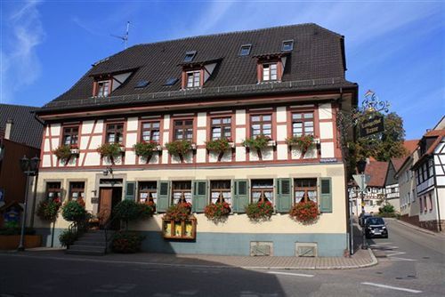 Landhotel Krone Königsbach-Stein Esterno foto