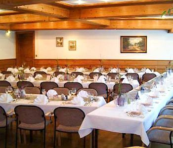 Landhotel Krone Königsbach-Stein Esterno foto